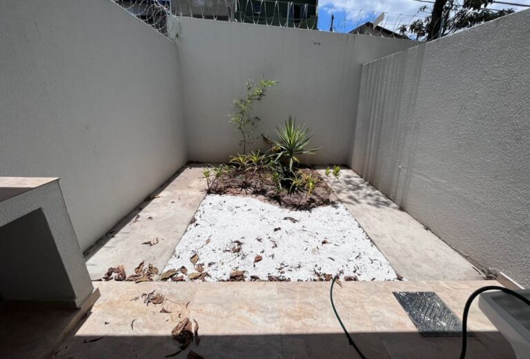 xr:d:DAGBS8q6NMo:16,j:4670656648479055025,t:24040417