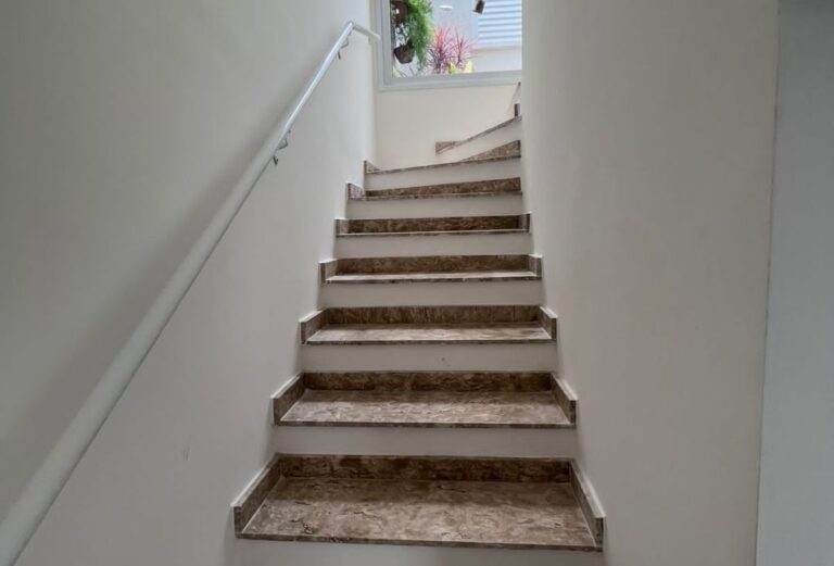 xr:d:DAGBS8q6NMo:16,j:4670656648479055025,t:24040417